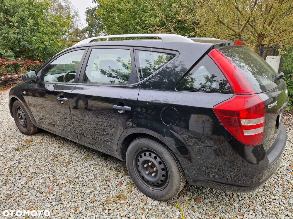 Kia Ceed Cee'd 1.4 L - 3