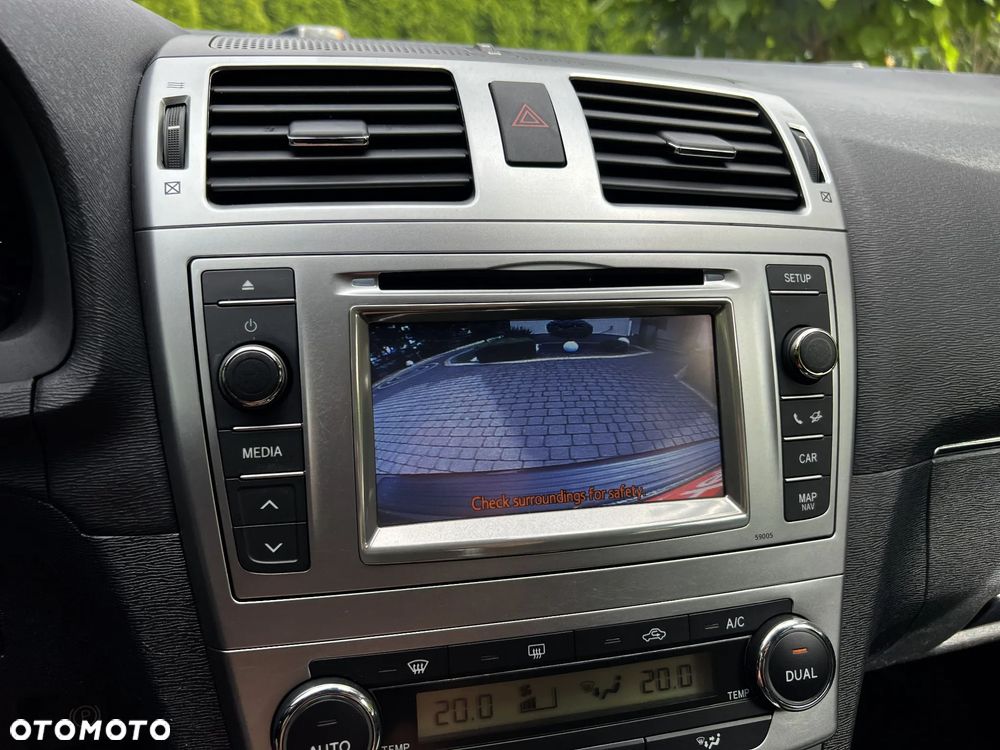 Toyota Avensis 1.8 Business Edition - 32