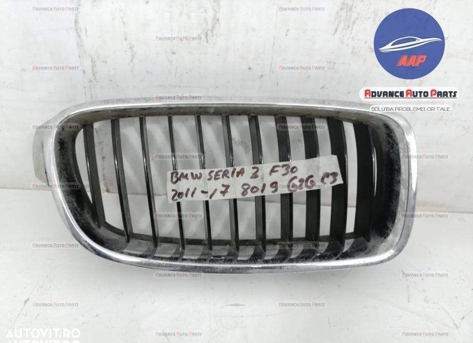 Grila centrala dreapta originala BMW  Seria 3  F30/F31/F34 [2011 - 201 - 1