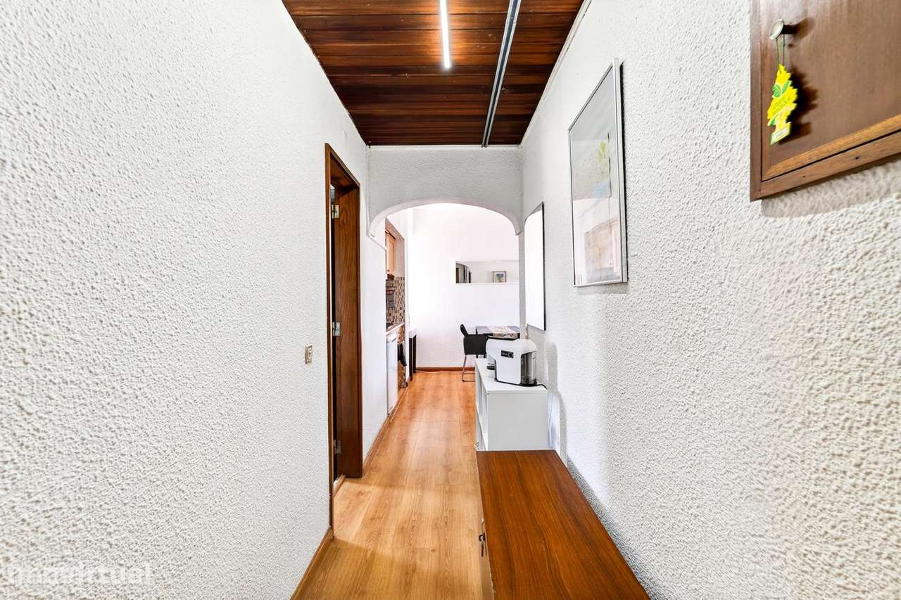 Apartamento T0 com varanda em Cascais - Grande imagem: 4/12
