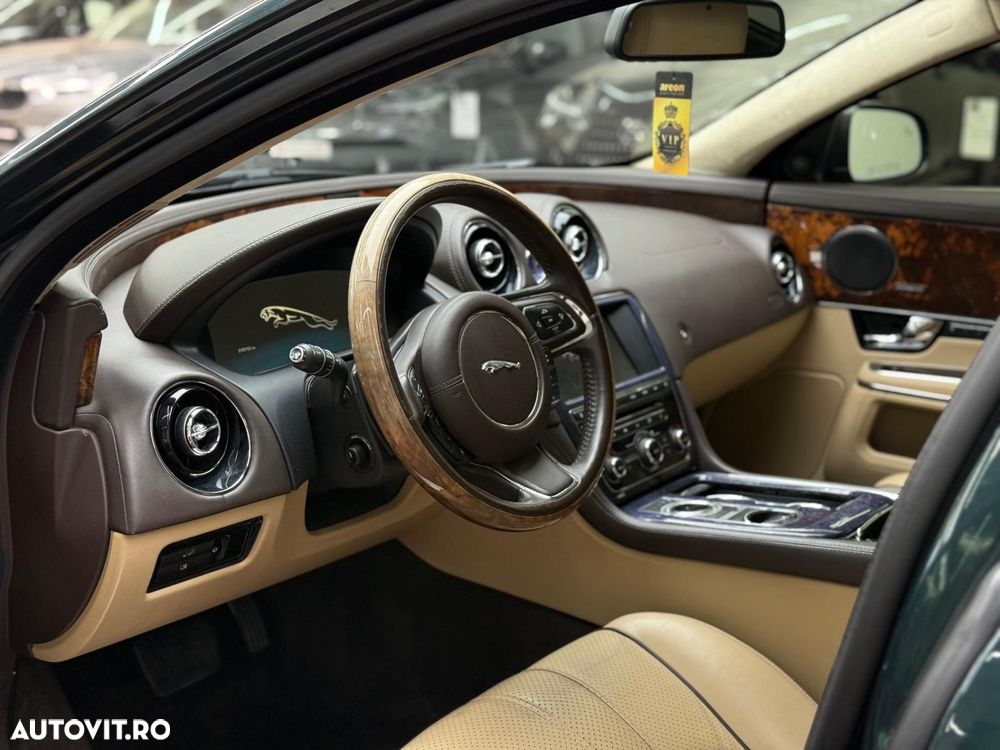 Jaguar XJ 3.0 V6 Kompressor AWD Langversion Premium Luxury - 7