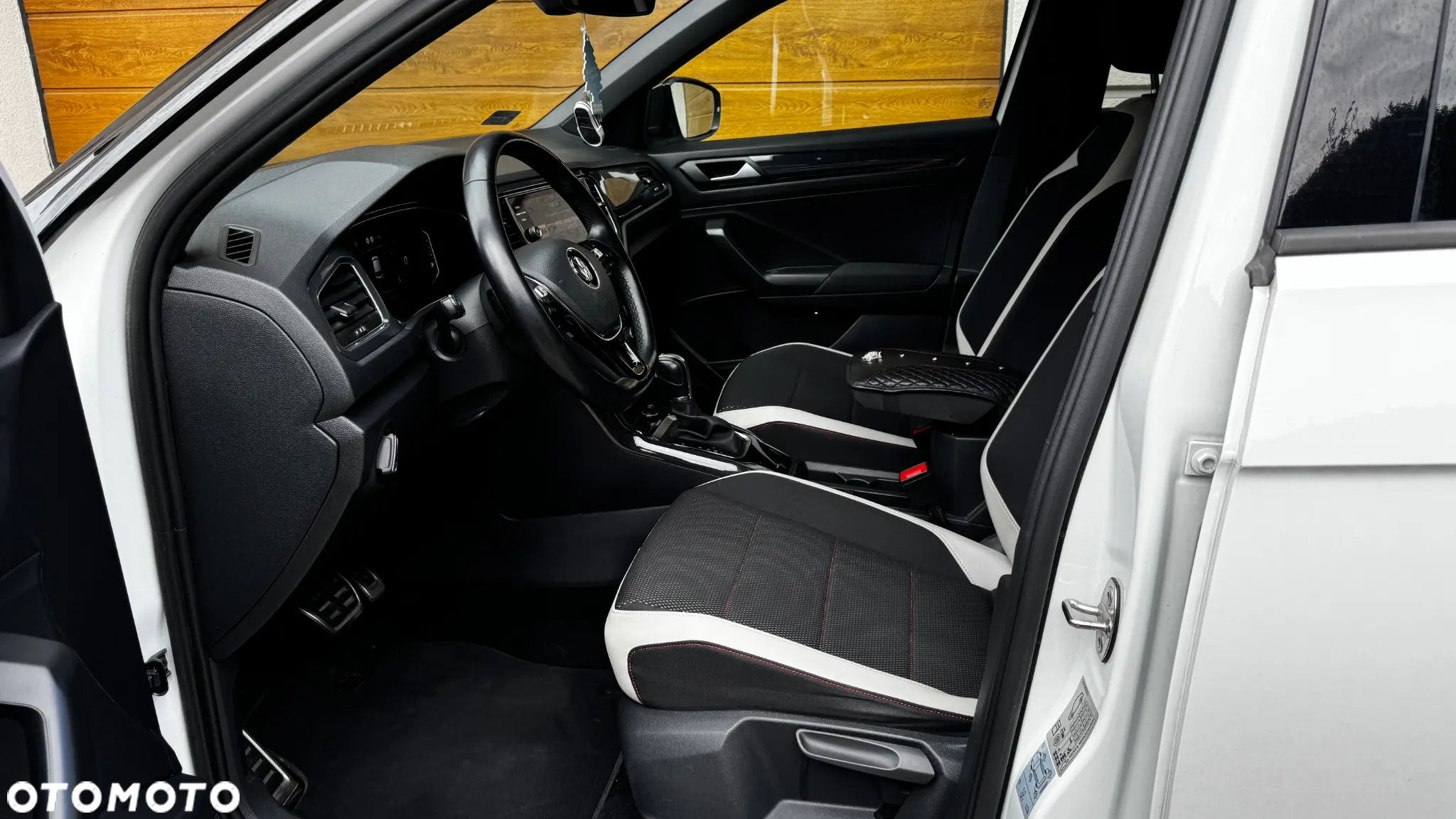 Volkswagen T-Roc 1.5 TSI ACT Premium DSG - 20