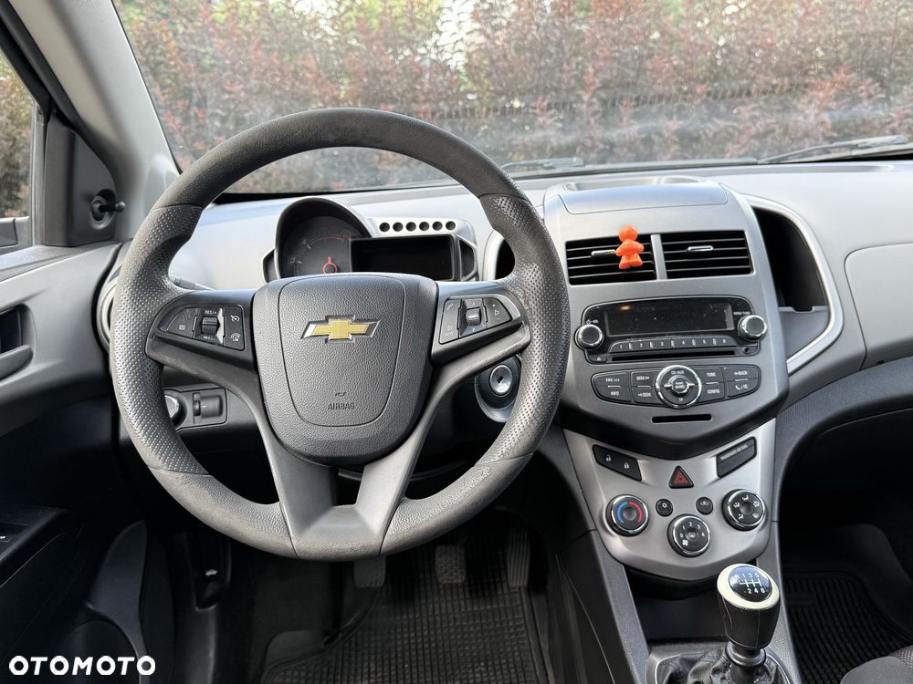 Chevrolet Aveo - 7