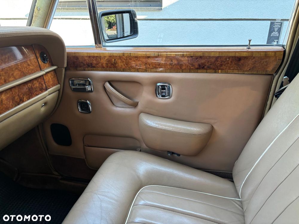 Rolls-Royce Wraith - 22