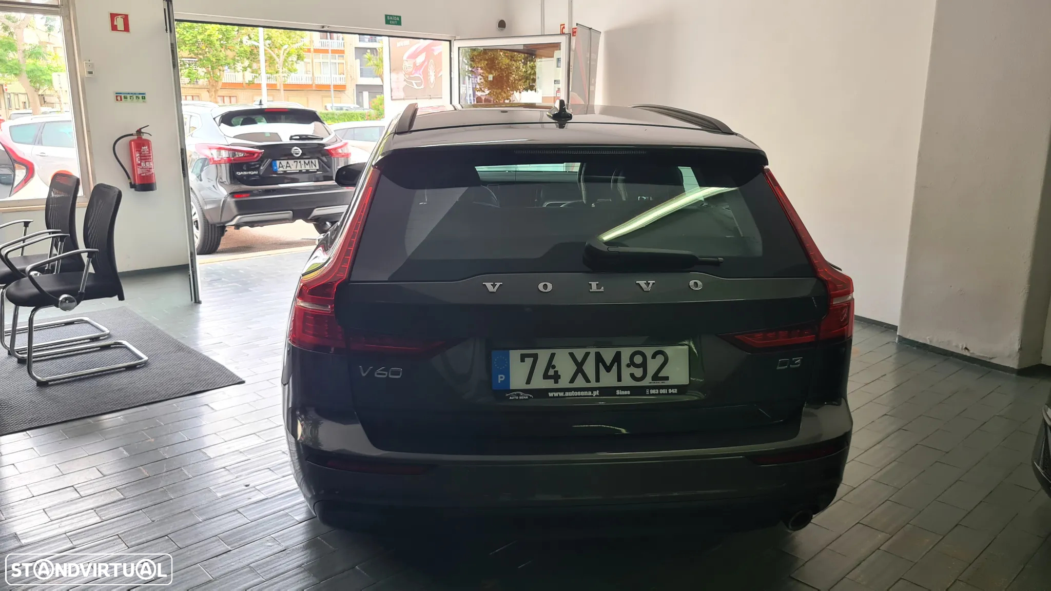 Volvo V60 2.0 D3 Momentum - 6