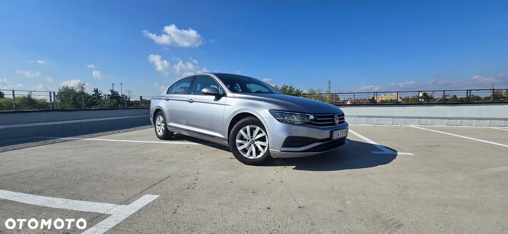 Volkswagen Passat 1.5 TSI EVO Essence - 1