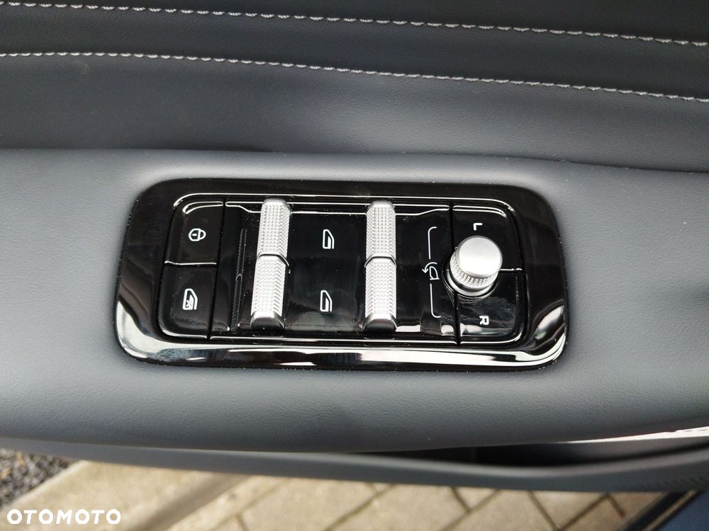 Geely Starray EM-i 1.5 PHEV Max - 20