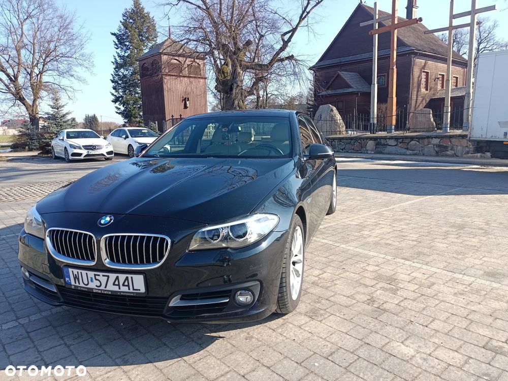 BMW Seria 5 520d xDrive - 1