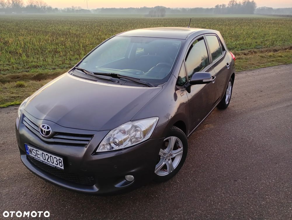 Toyota Auris 1.6 Premium Comfort MS - 17