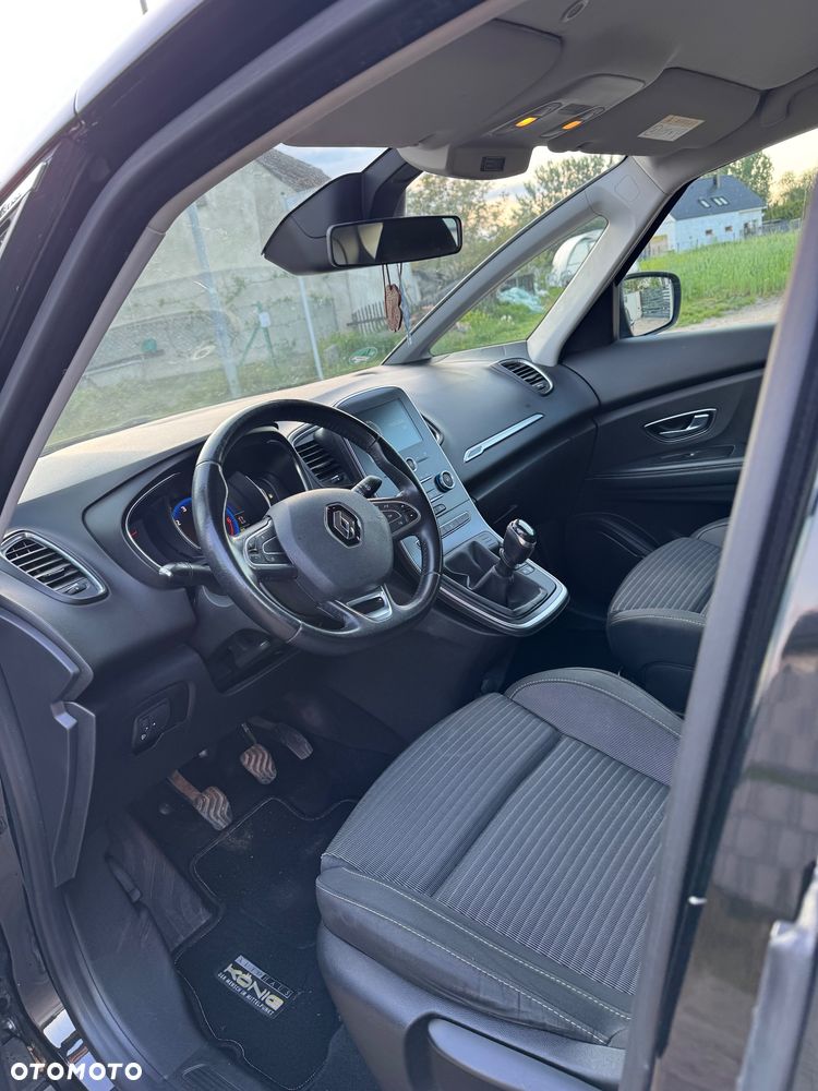 Renault Scenic ENERGY TCe 115 EXPERIENCE - 18