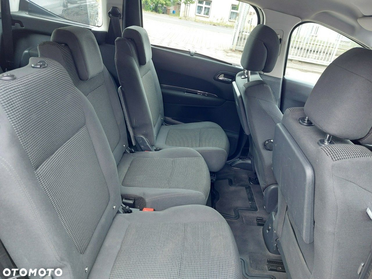 Peugeot 5008 - 18