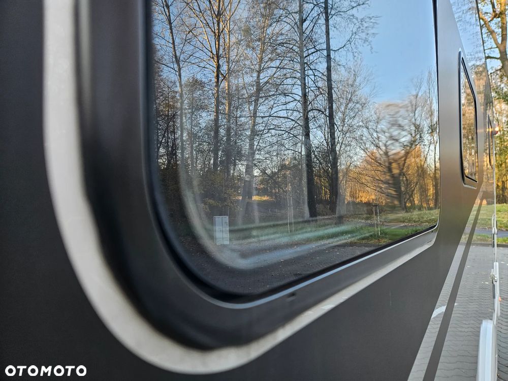 Sunlight T680 Adventure - 33