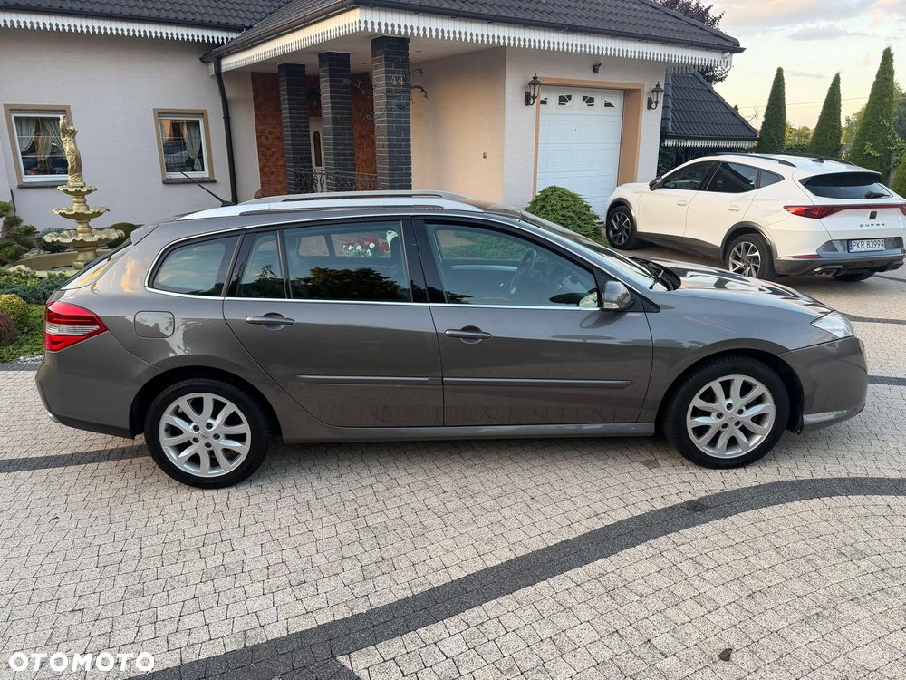 Renault Laguna 2.0 DCi FAP Expression - 9