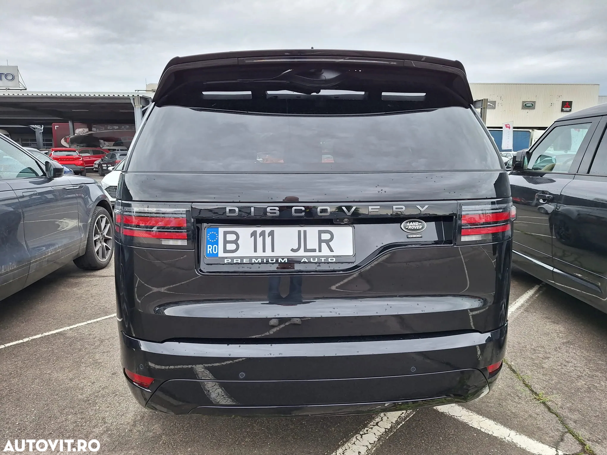 Land Rover Discovery 3.0D 300 MHEV R-Dynamic SE - 5