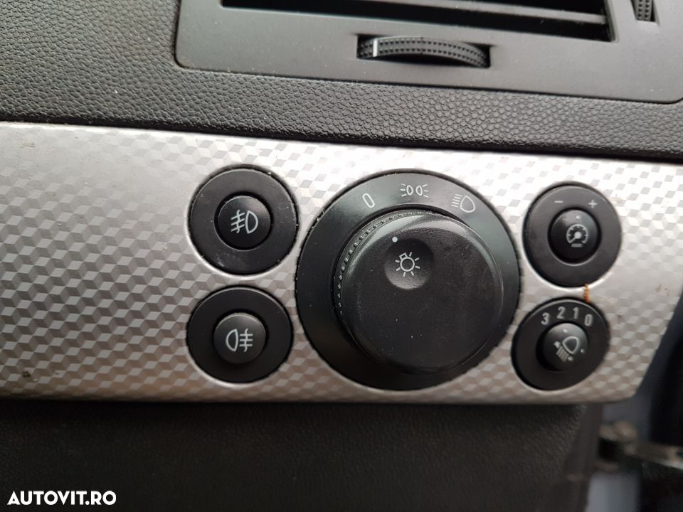 Bloc Lumini cu Proiectoare Opel Astra H 2004 - 2010 - 3