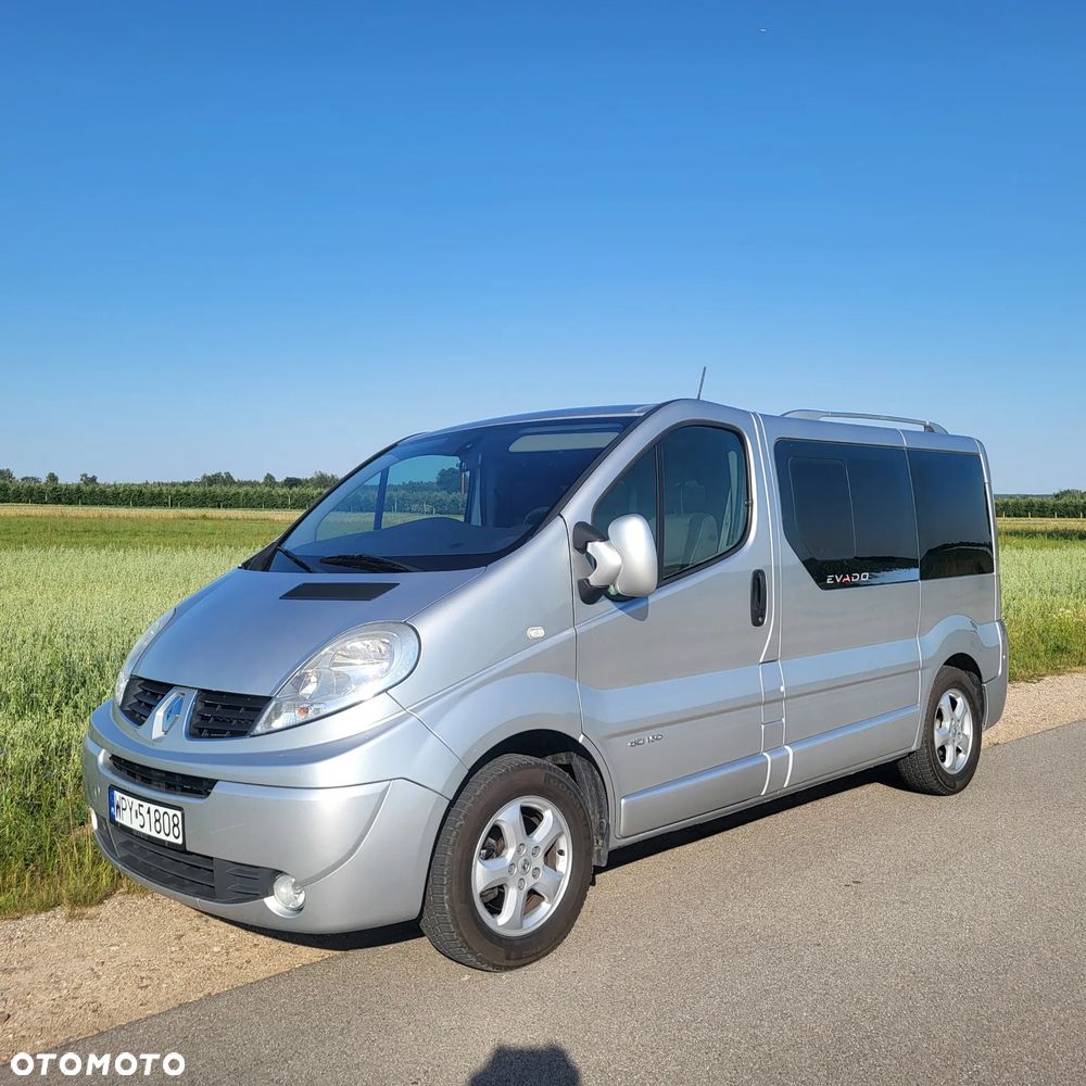 Renault Trafic - 1