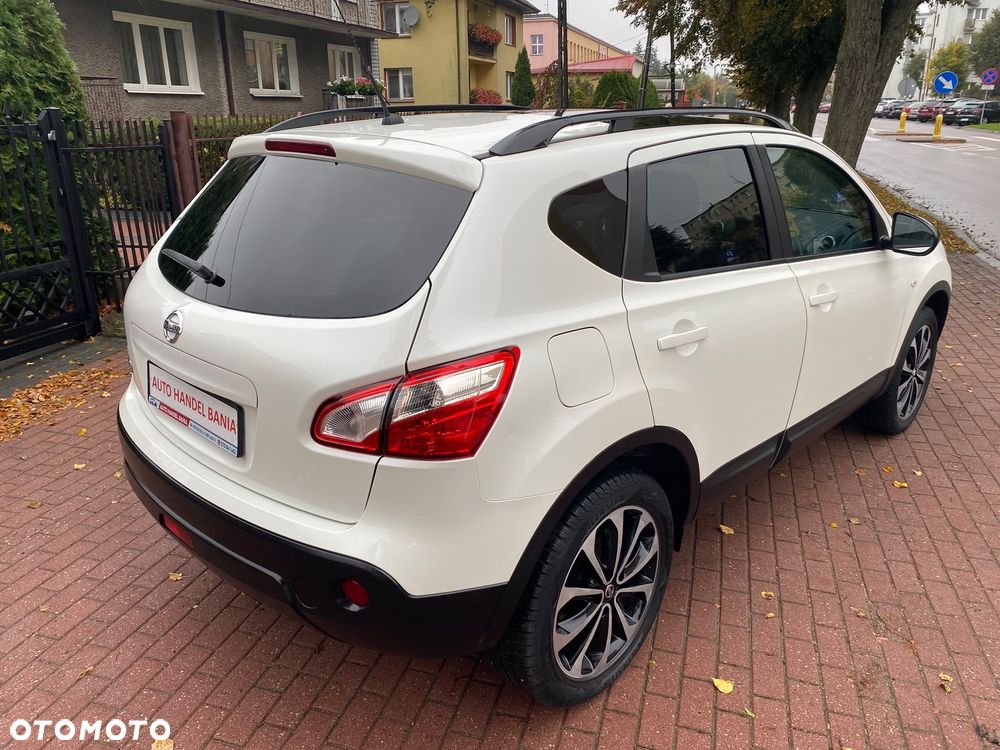 Nissan Qashqai 1.6 360 - 23
