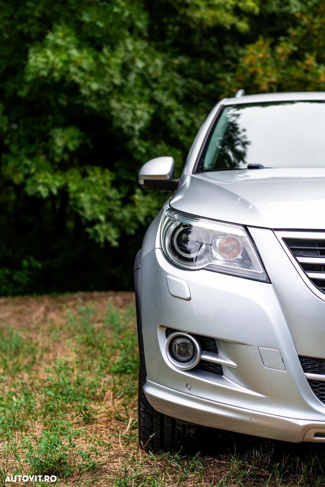 Volkswagen Tiguan 2.0 TDI 4Motion DSG Sport & Style - 4