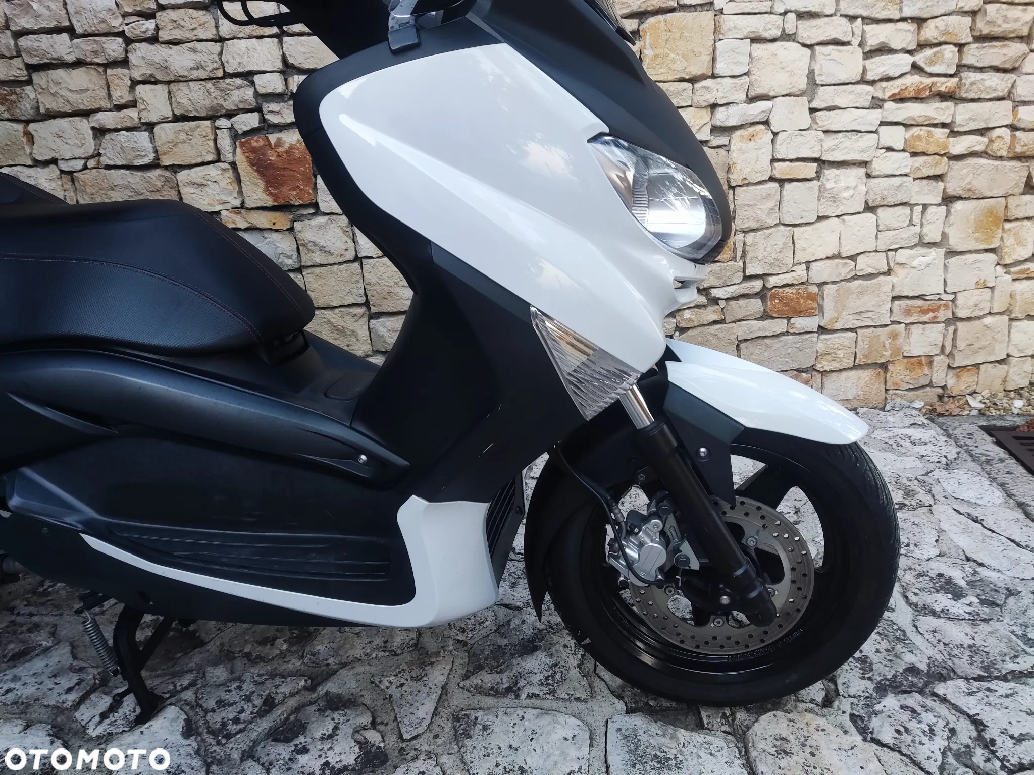 Yamaha X-max - 4