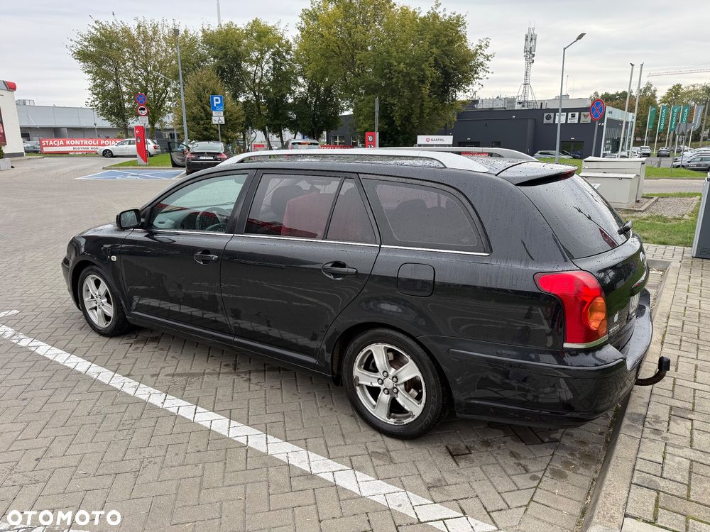 Toyota Avensis 2.0 VVT-i Sol - 4