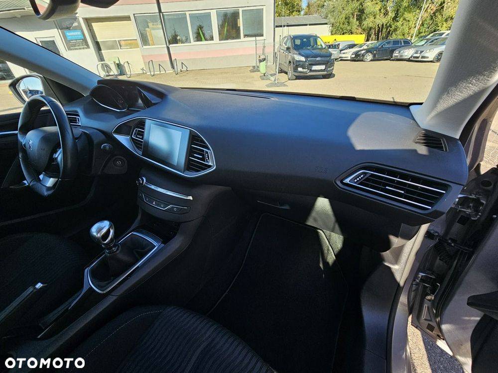 Peugeot 308 1.6 THP Access - 18
