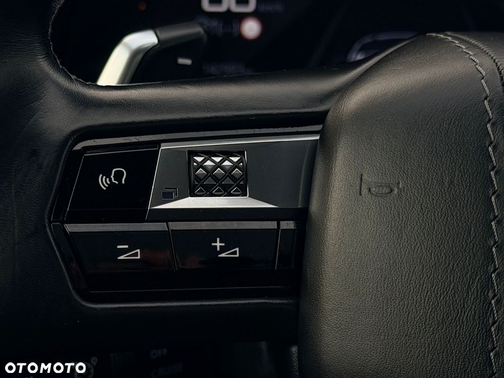 DS Automobiles DS 7 Crossback - 11