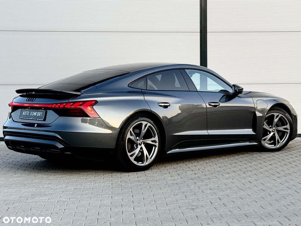 Audi e-tron GT 60 93kWh Quattro - 19