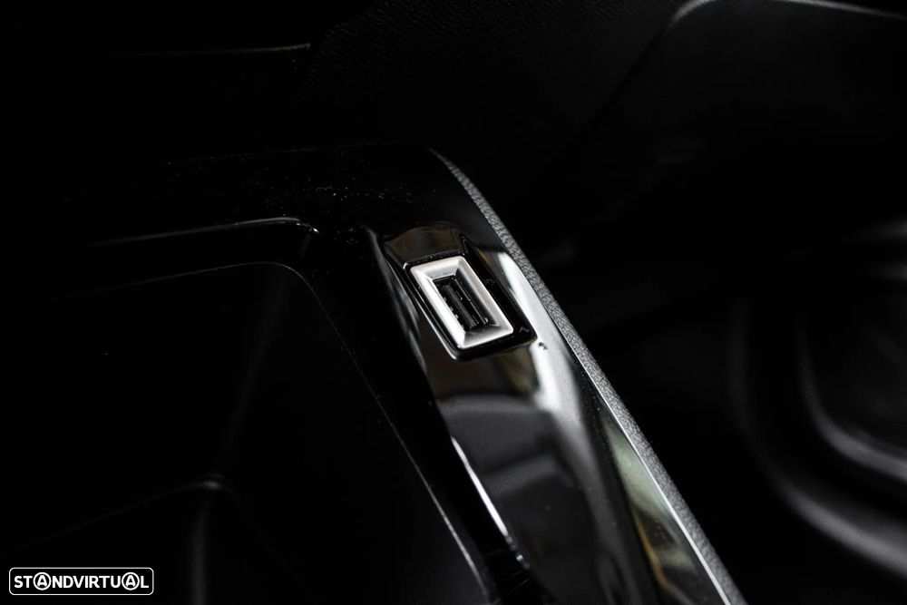 Peugeot 208 1.2 PureTech Active - 20