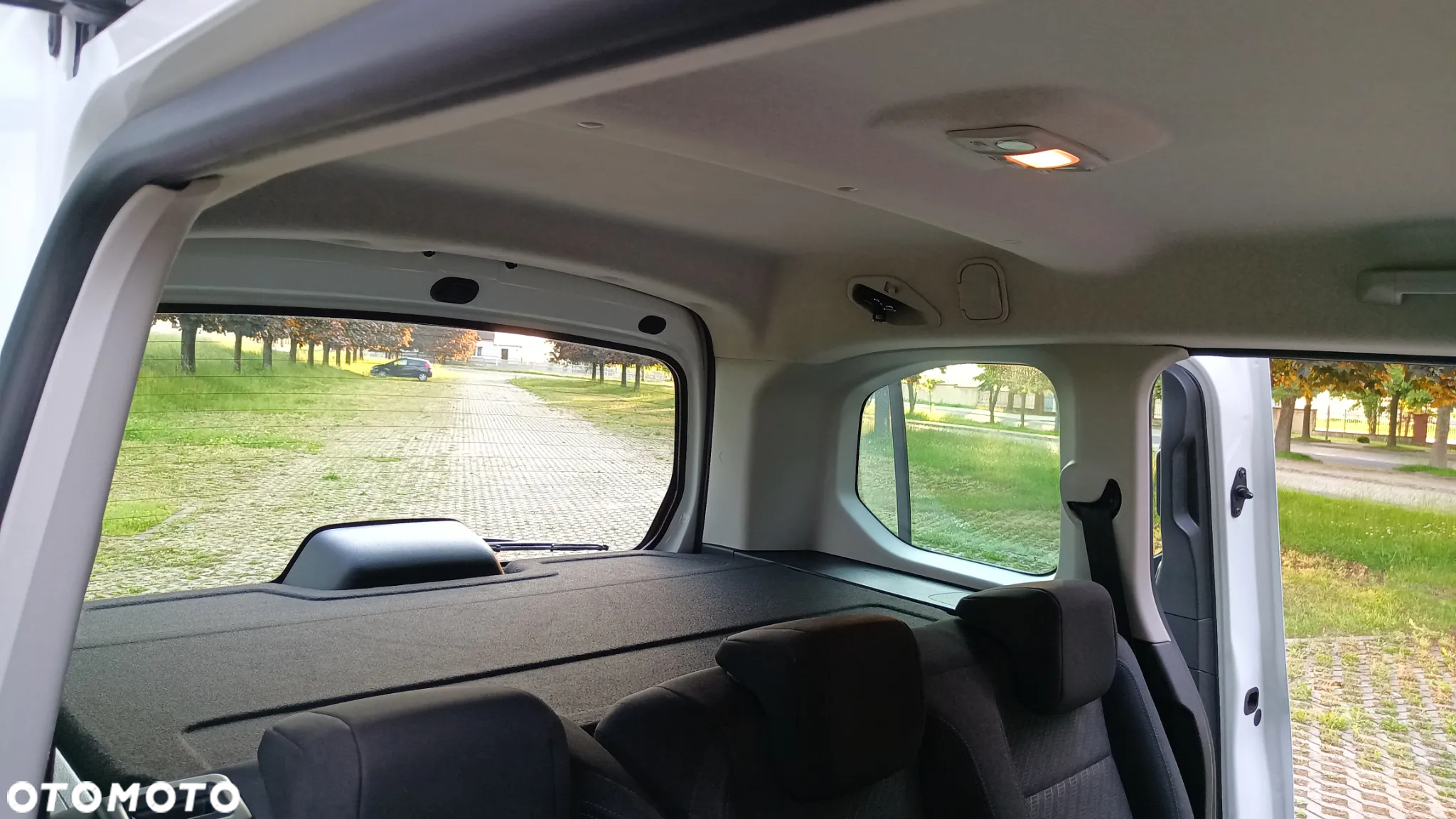Peugeot Rifter 1.5 BlueHDI Allure S&S - 18