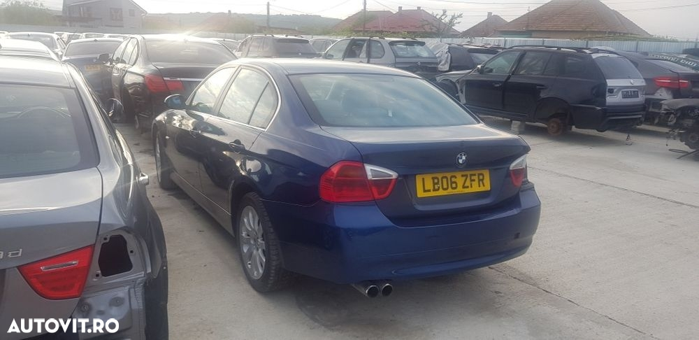BMW 320d - 6