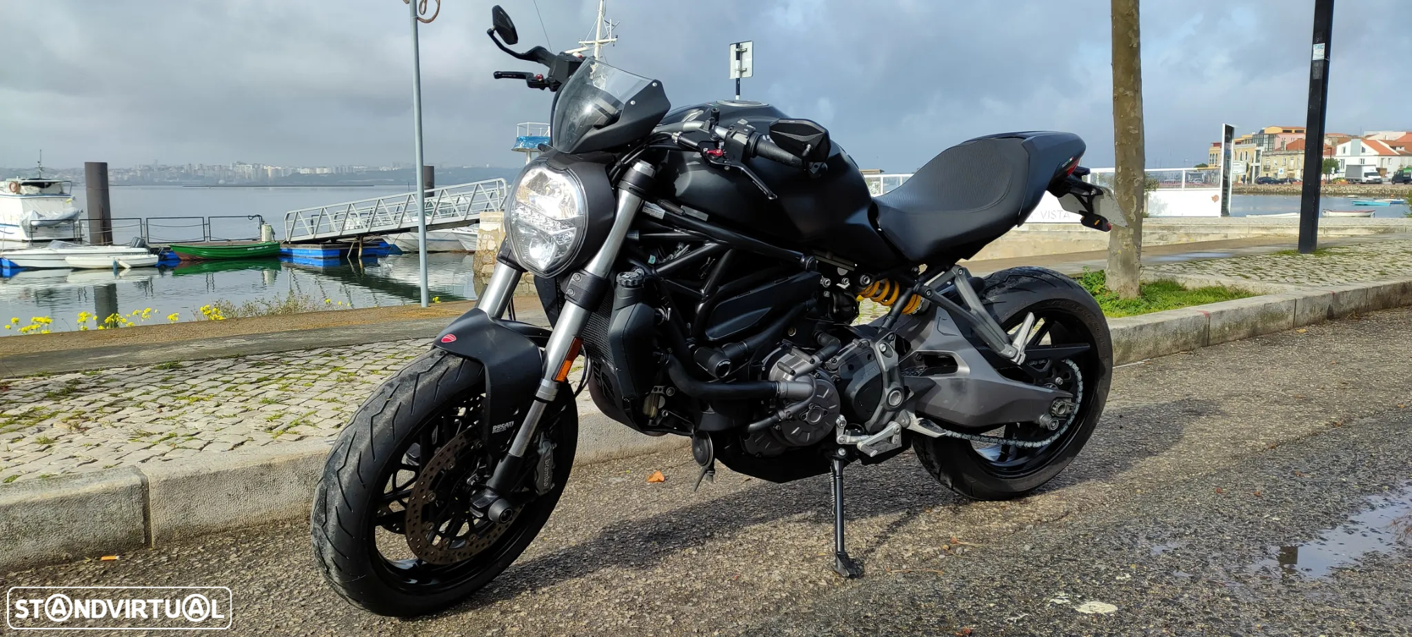 Ducati Monster 821 Dark - 2