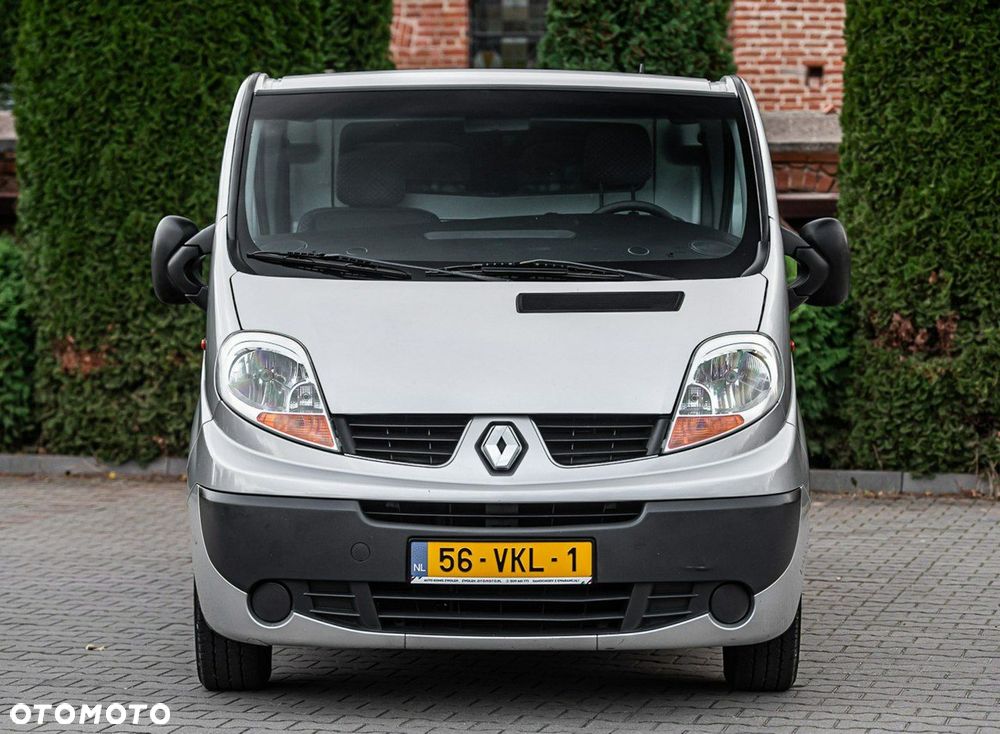 Renault Trafic - 8