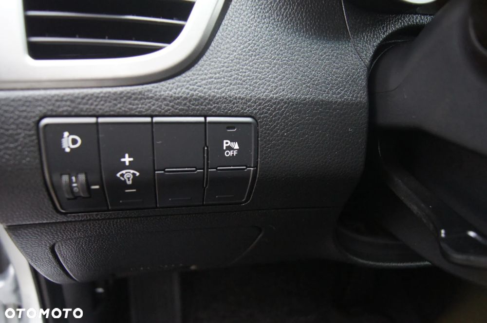 Hyundai i30 1.4 Premium - 23