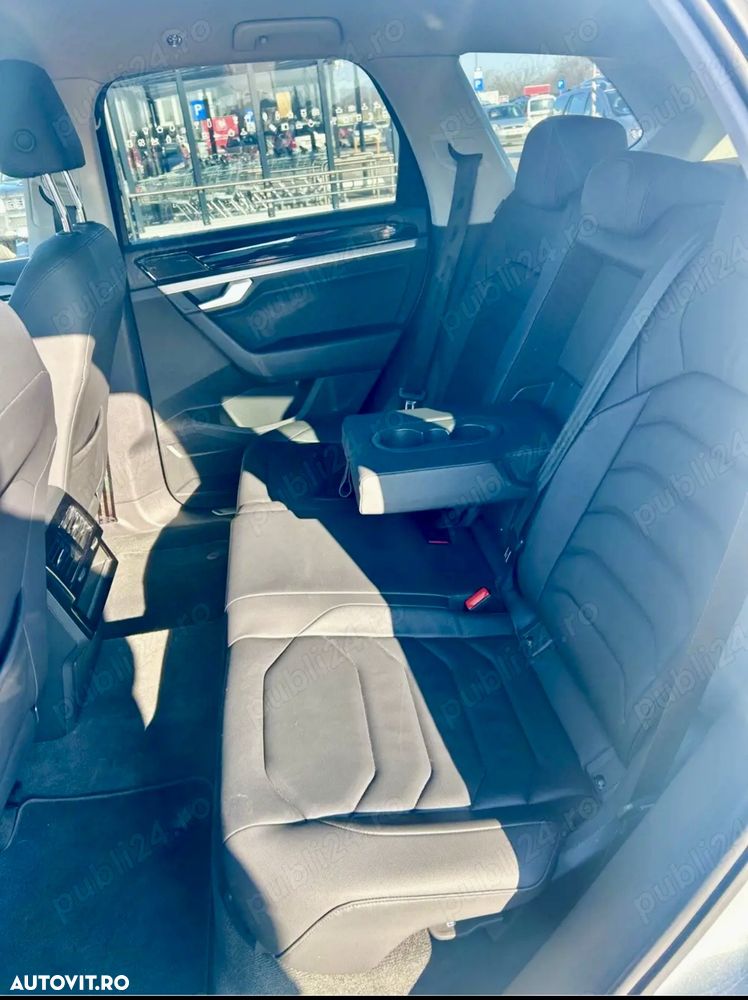Volkswagen Touareg V6 TDI Elegance - 4