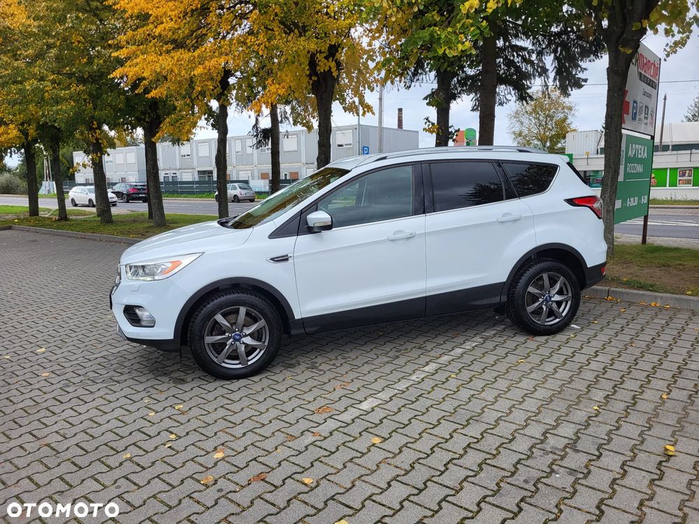 Ford Kuga - 9