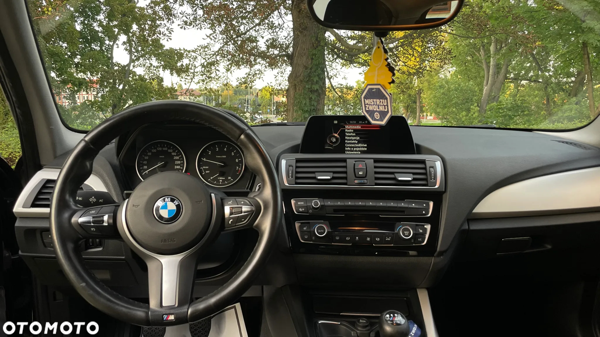 BMW Seria 1 116i - 13