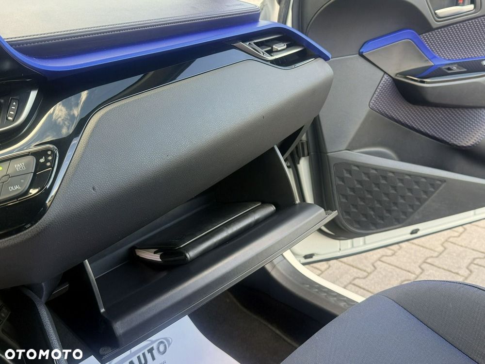 Toyota C-HR 1.8 Hybrid Executive - 21