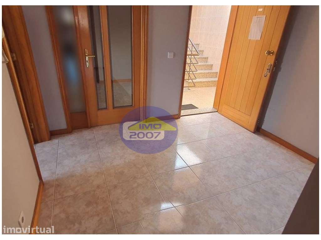 Apartamento T3 em Pedroso - Grande imagem: 3/17