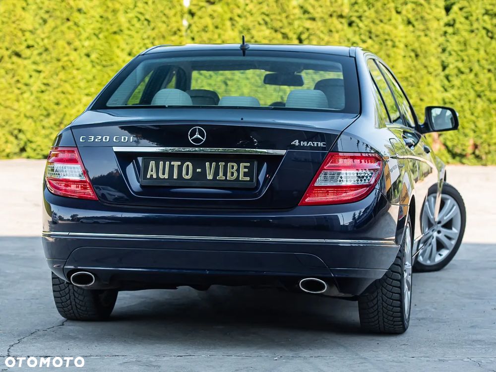 Mercedes-Benz Klasa C 350 CDI DPF 4Matic 7G-TRONIC Avantgarde - 12
