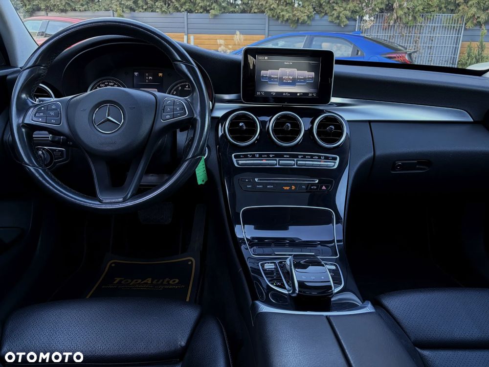 Mercedes-Benz Klasa C 200 7G-TRONIC - 37