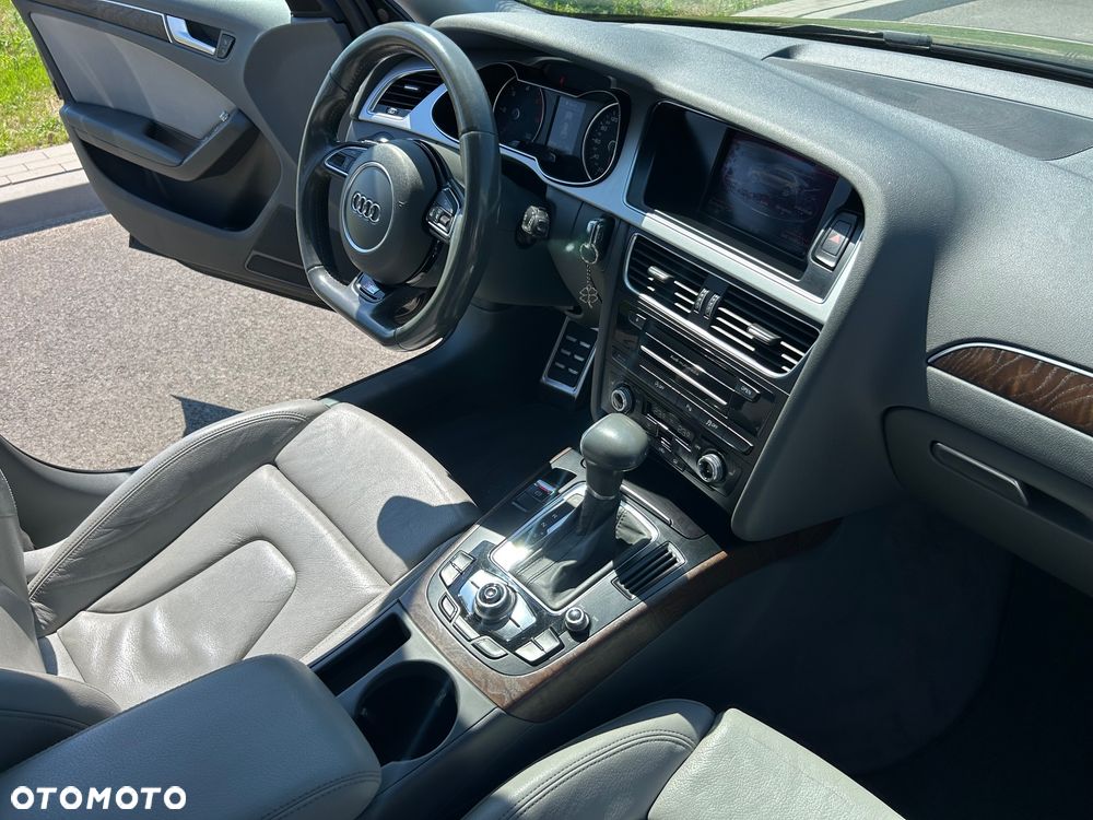 Audi A4 Avant 2.0 TDI clean diesel Quattro S tronic - 34