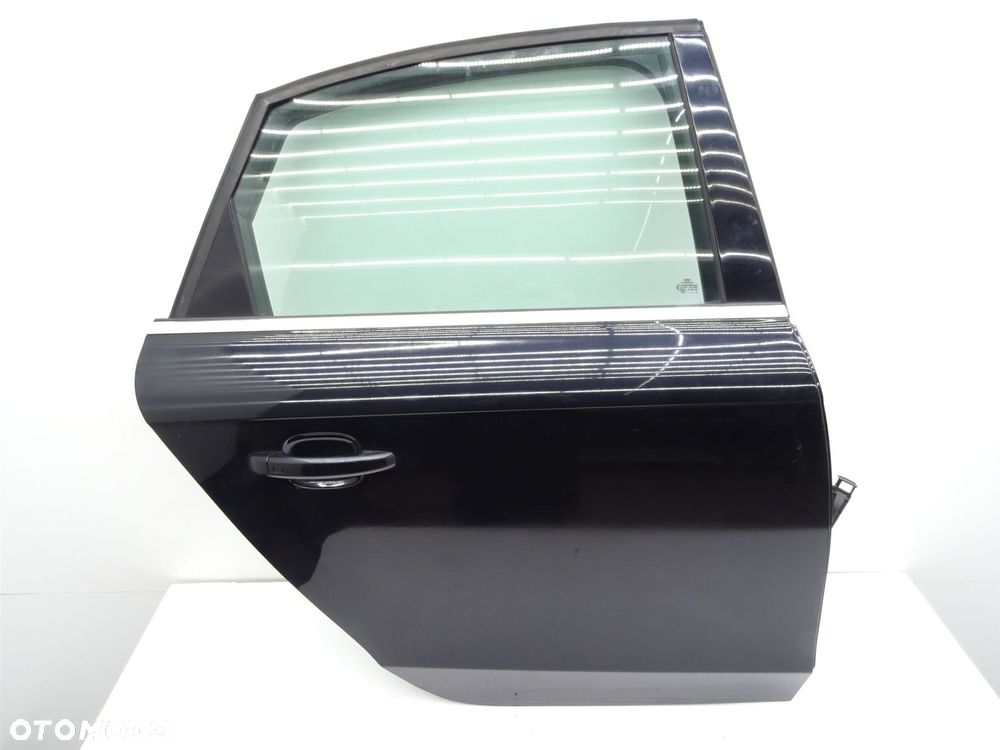 Drzwi prawy tył tylne czarne lz9y 8k5833052d audi a4 b8 - 4