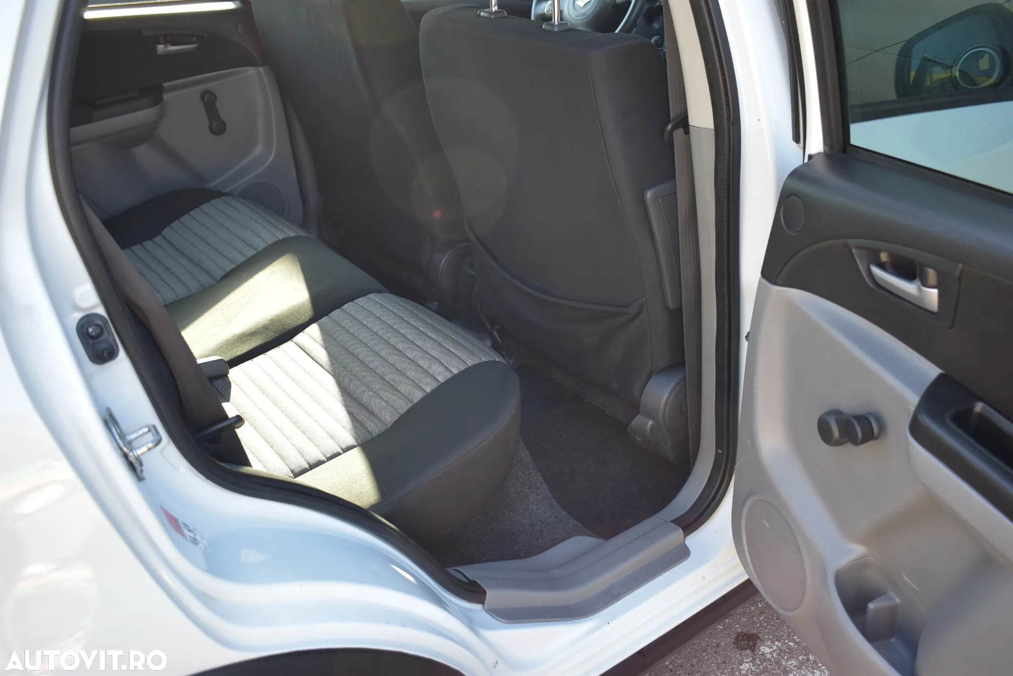 Suzuki SX4 2.0 DDIS 4WD GS - 16