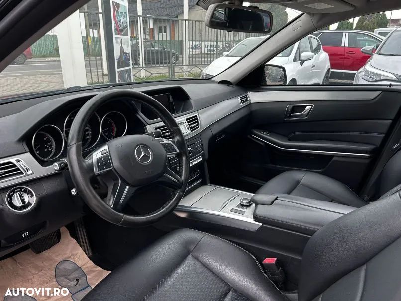 Mercedes-Benz E - 4