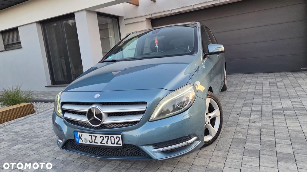 Mercedes-Benz Klasa B 200 (BlueEFFICIENCY) - 11