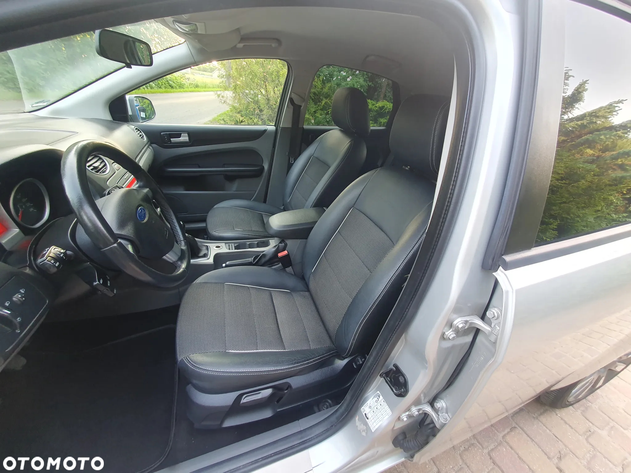 Ford Focus 1.6 16V Titanium - 15