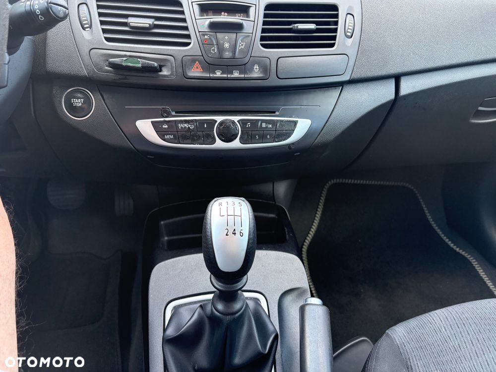 Renault Laguna - 11