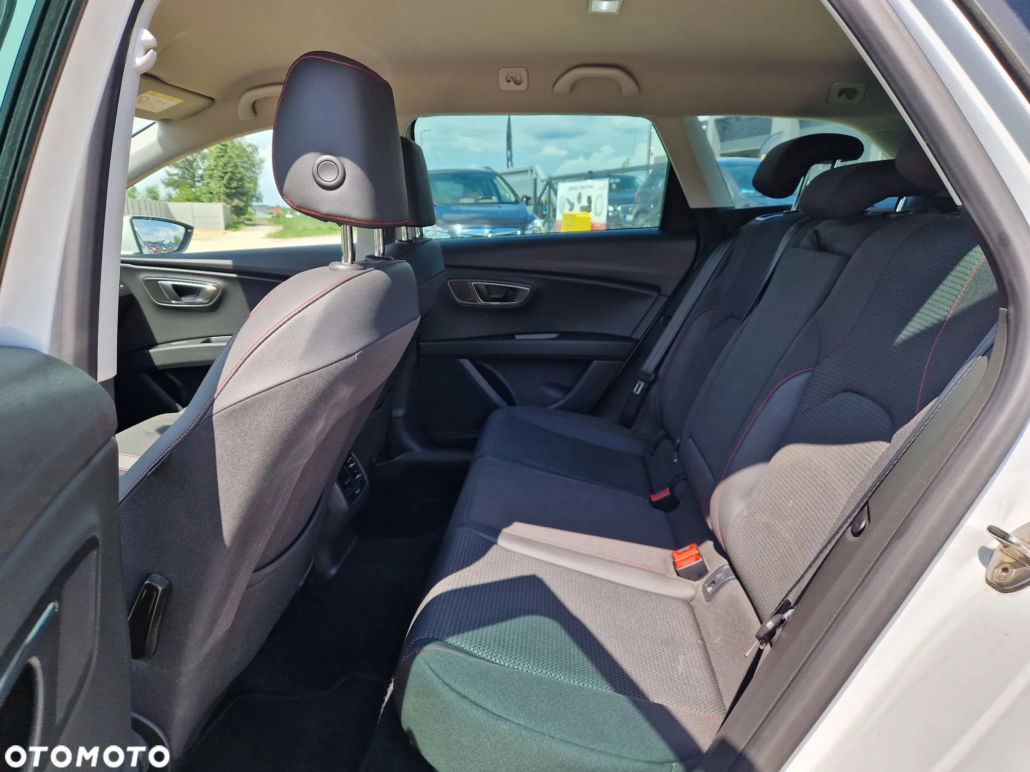 Seat Leon 2.0 TDI DPF DSG FR - 11