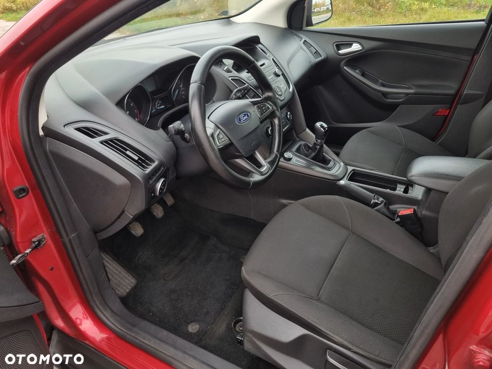 Ford Focus 1.6 Trend - 8