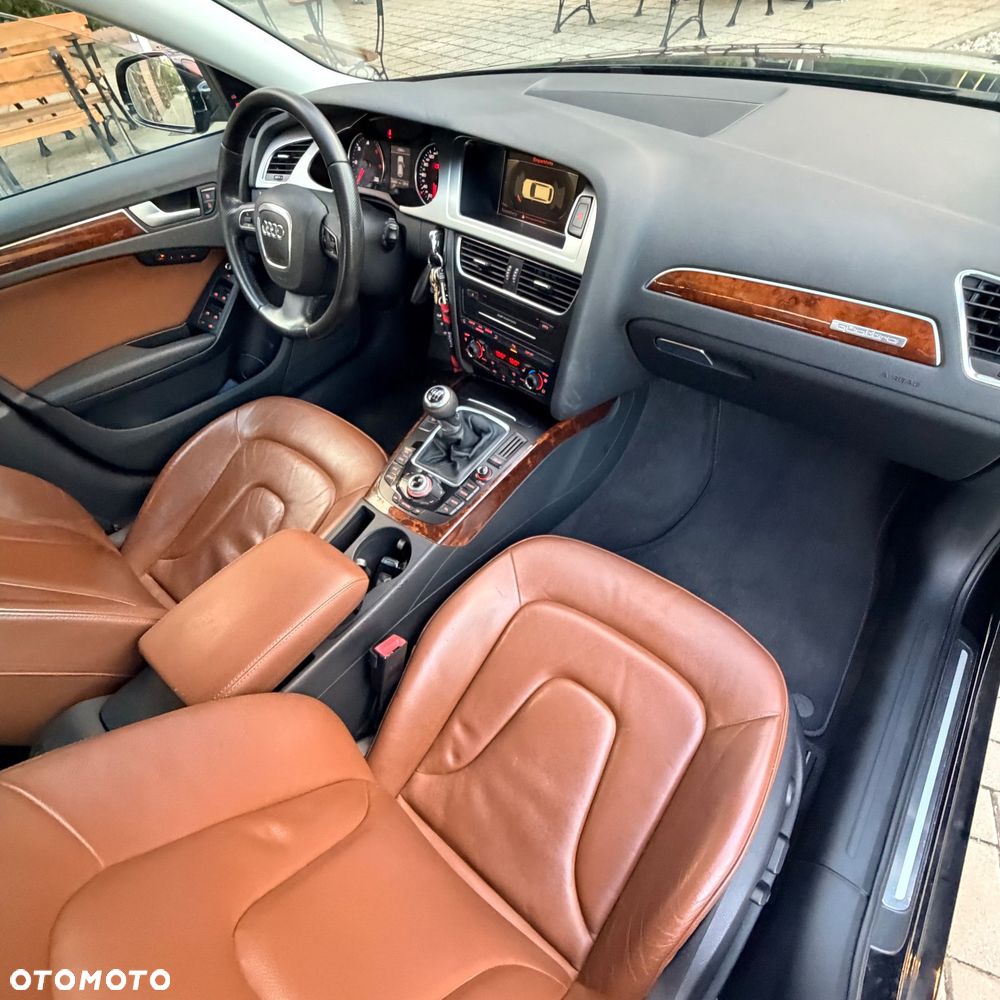 Audi A4 Avant 2.0 TDI DPF quattro Ambition - 30